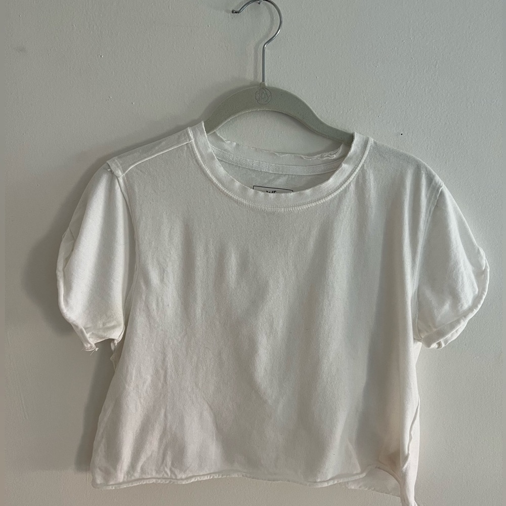 Free People White Baby Tee🤍🫶🏻